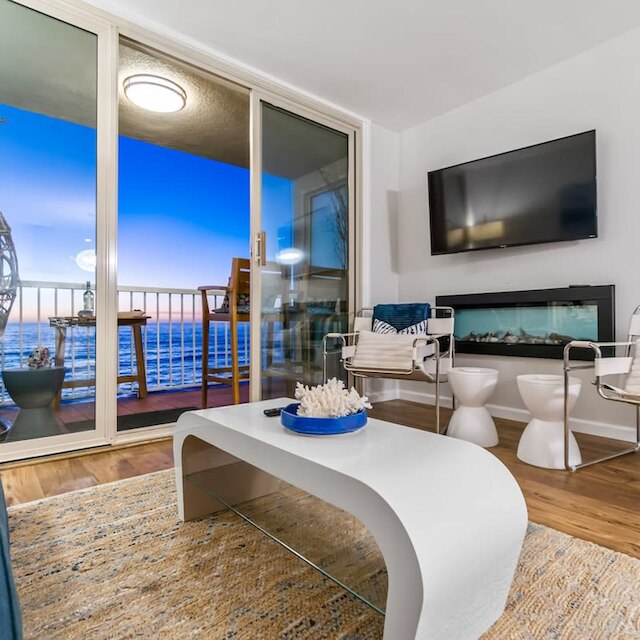 シーサイド セレニティ ウィズ オーシャン ビューズ