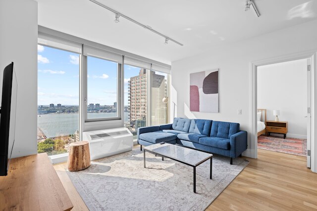 フォルテ セレクト バイ ローブ トラベル 2ベッドルーム ミッドタウン ウエスト アパート