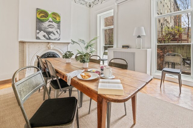 アデルフィ I 3ベッドルーム フォート グリーン ウィズ バックヤード パティオ ポーチ