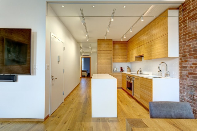 ホーソーン III バイ ローブ トラベル 2ベッドルーム デザイナー アパート