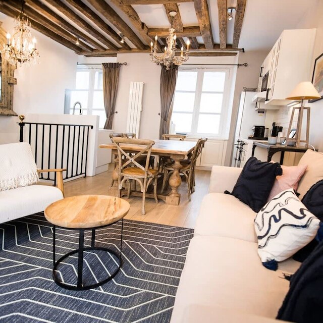 クラッシー ブルジョワ シック 2 ベッドルーム アパートメント イン ル マレ