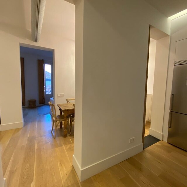 ザ バルコニーズ I アパートメント ウィズ スリー バルコニーズ イン マラサーニャ