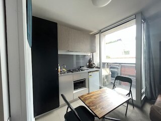 プラーン コンビニエンス - クローズ トゥ エブリシング