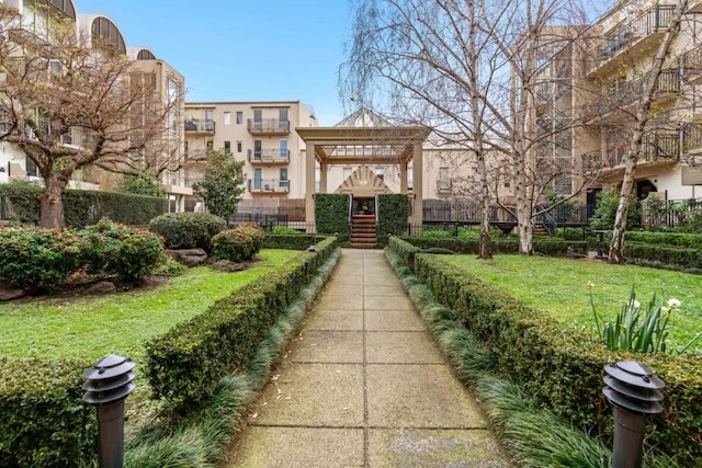 プラーン 3 ベッド エスケープ - クローズ トゥ エブリシング