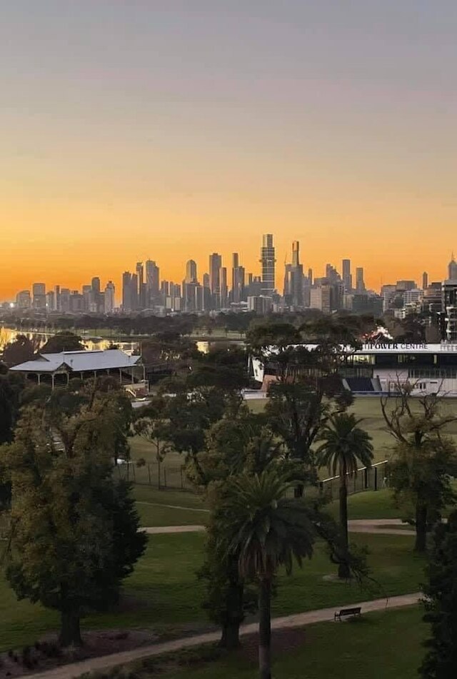 スペーシャス セント キルダ エスケープ - パーキング アンド シティ ビューズ