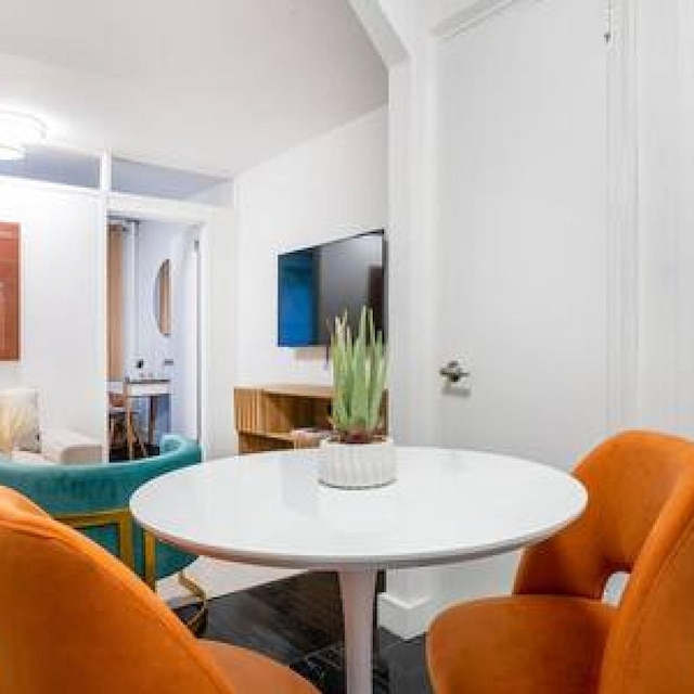 444-3 1 ベッドルーム ヘルズ キッチン - ニューリー ファーニッシュド - エレベーター