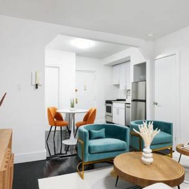 444-3 1 ベッドルーム ヘルズ キッチン - ニューリー ファーニッシュド - エレベーター