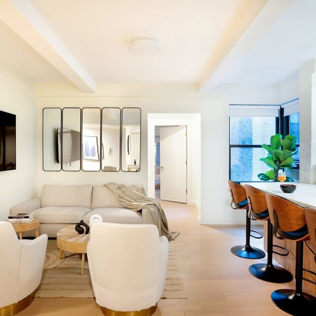 52-3de ニューリー リノベーテッド 2ベッドルーム バスルーム ミッドタウン イースト