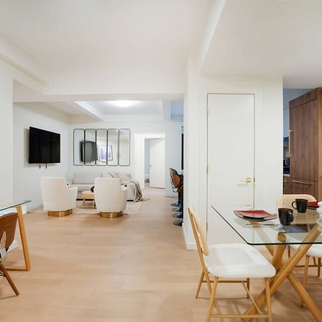 52-3de ニューリー リノベーテッド 2ベッドルーム バスルーム ミッドタウン イースト