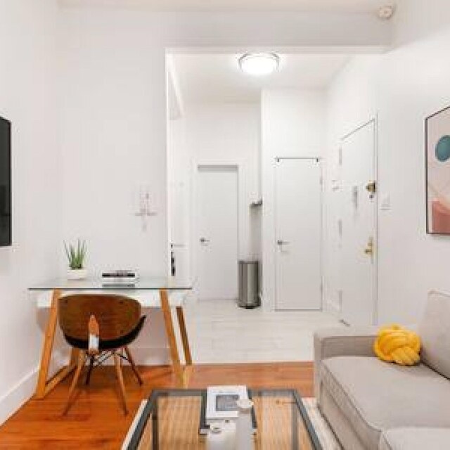 444-1c ニュー スタジオ イン ヘルズ キッチン