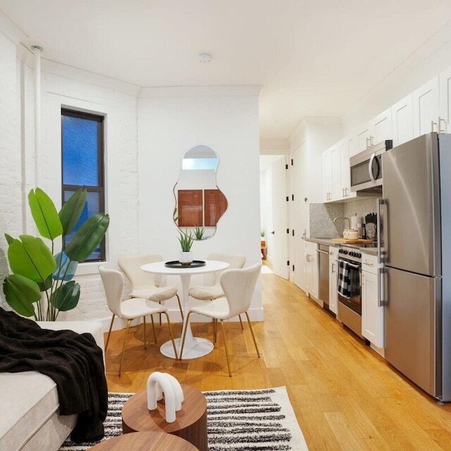 1290-8 ニュー リノベーテッド 2 ベッドルームズ イン UES