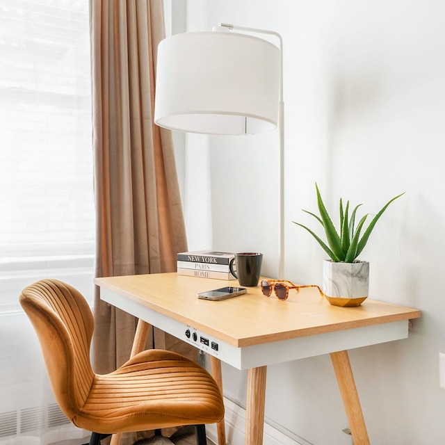 73-819 ニュー スタジオ UWS ドアマン ジム