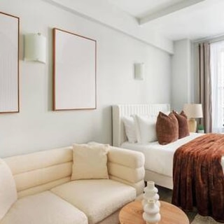 73-1004 ニュー スタジオ UWS ドアマン ジム