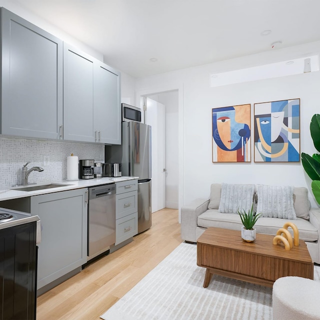 1290-3 ニュー リノベーテッド 2 ベッドルームズ イン UES