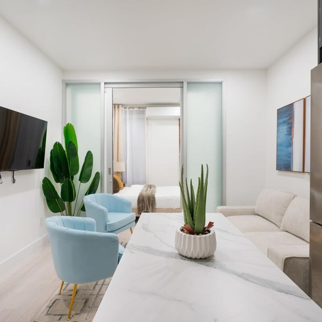 317-2a スリーク モダン 1ベッドルーム アッパーイーストサイド ウィズ ドライヤー