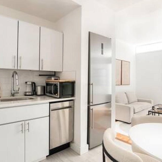 444-2e モダン 2ベッドルーム ヘルズキッチン