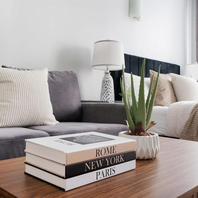 73-705 ニュー スタジオ UWS ドアマン ジム