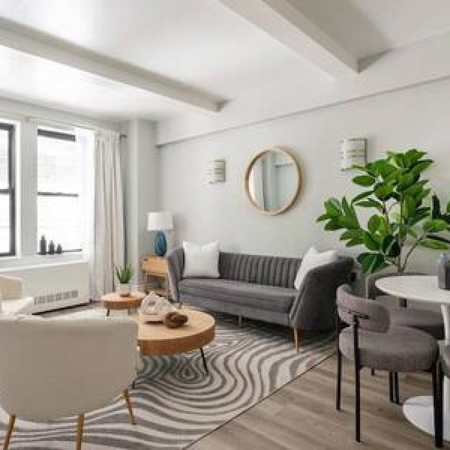 73-201 ニュー 1 ベッドルーム 1 バスルーム UWS ドアマン ジム