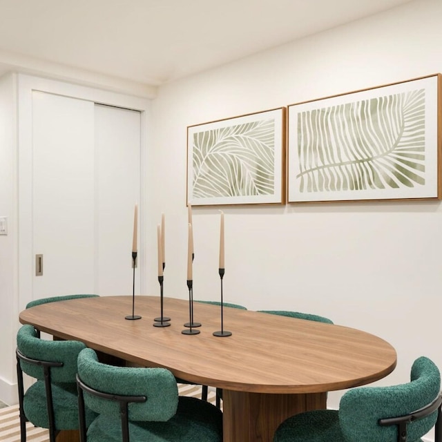 317-1d ニュー 2ベッドルーム デュプレックス ウィズ D プライベート バックヤード