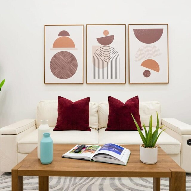 317-1d ニュー 2ベッドルーム デュプレックス ウィズ D プライベート バックヤード