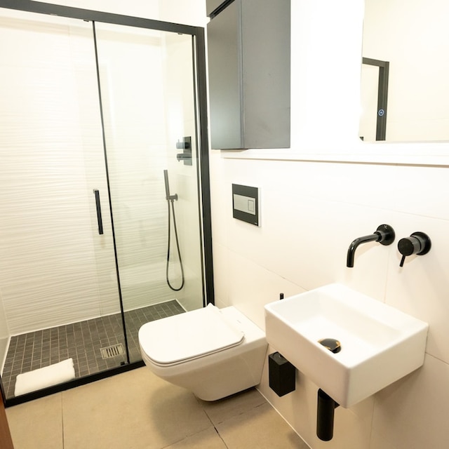 ウエスト タウンハウス バイ カサシティ