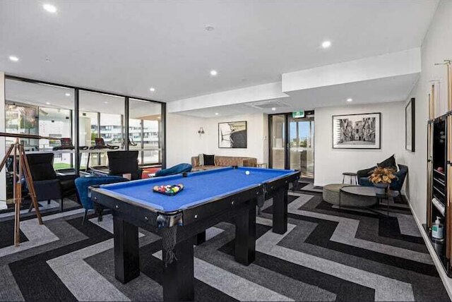 オーシャン ビューズ イン ザ ハート オブ ブロードビーチ