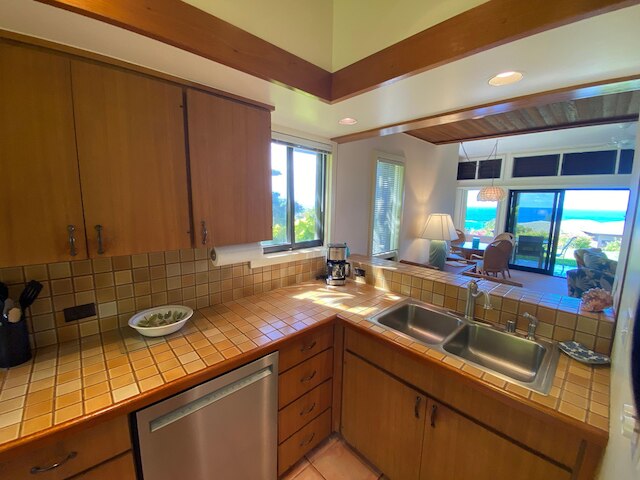 カパルア リッジ ヴィラズ 1011