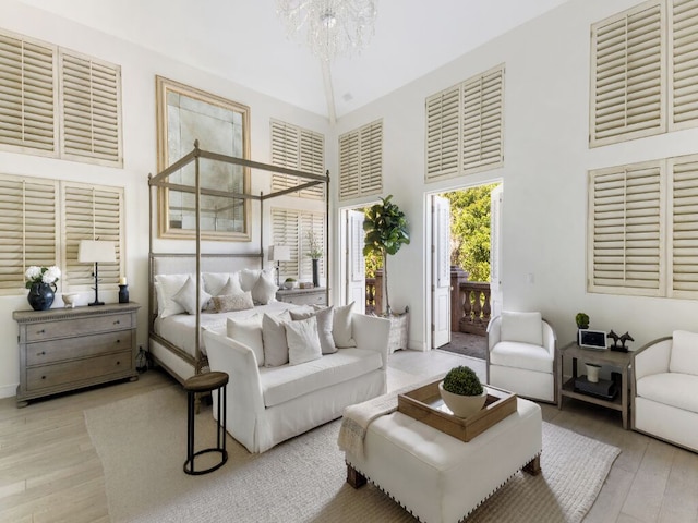 キャロルウッド - モダン トスカーナ ヴィラ ウィズ ローリング ローンズ アンド ロッジア イン ホルムビー ヒルズ