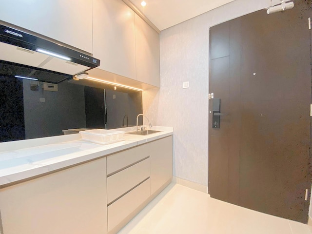 コンフォート リビング スタジオ アット パトラランド アマルタ アパートメント