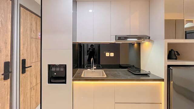 ザ ラグジュアリー スタジオ アット デルフト チプトラ マカッサー アパートメント