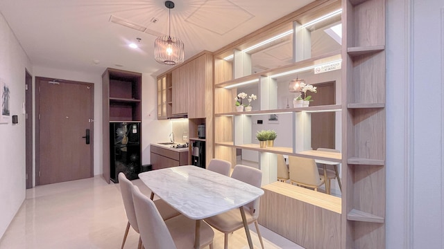 モダン デザインド 2ベッドルーム アット 31 スディルマン マカッサー アパートメント