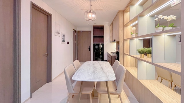 モダン デザインド 2ベッドルーム アット 31 スディルマン マカッサー アパートメント