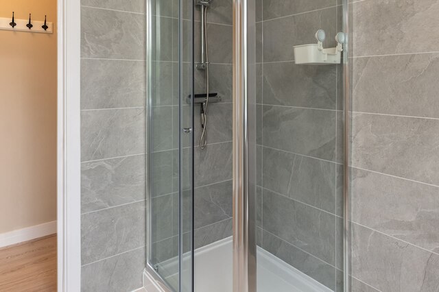 ホストステイ ザ クォーター