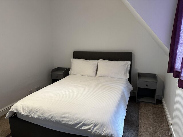 アパートメント - スリープス 4 & フリー パーキング