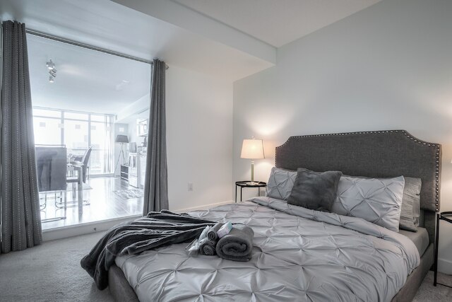 トロント レイクショア ブリス