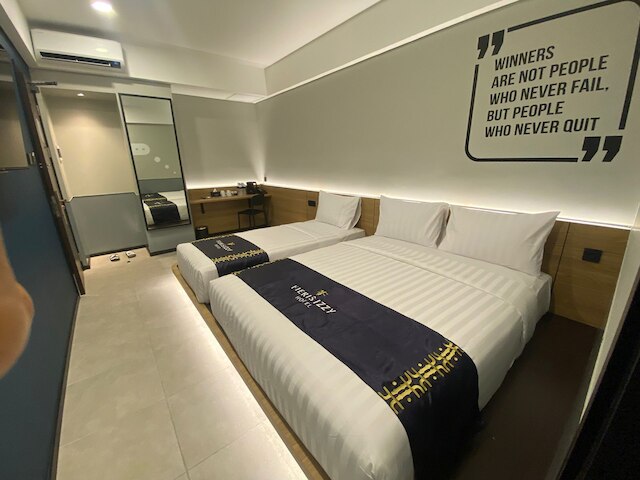 フィエリス イジー ホテル