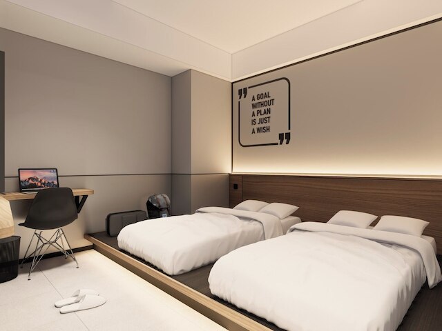 フィエリス イジー ホテル