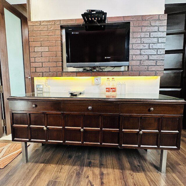 ホテル ラビッシュ イン - ラジョウリ ガーデン