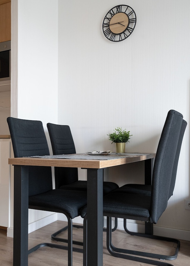 レントプラネット - ブリスカ ウォラ