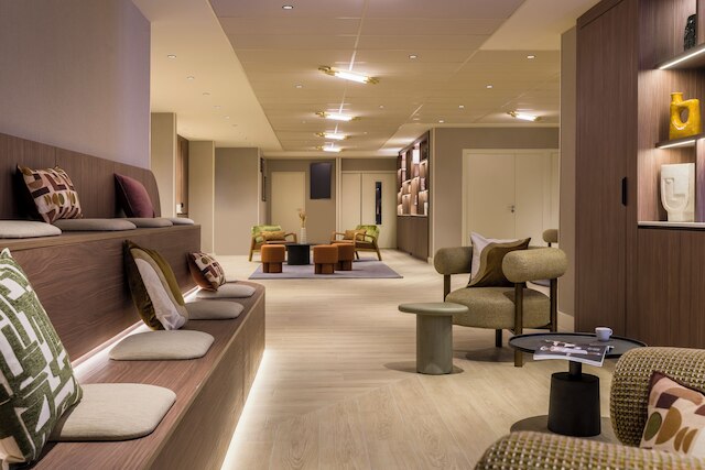 ノボテル パリ ラ デファンス ナンテール