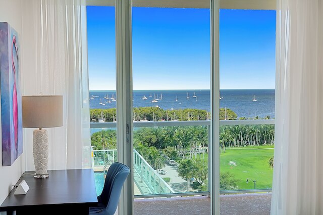 ファビュラス 2-ベッドルーム イン ザ ハート オブ グローブ