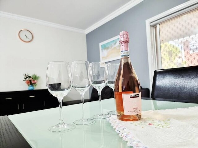 ロージー ハウス - スペーシャス コンフォータブル ホーム