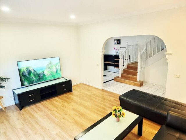 ロージー ハウス - スペーシャス コンフォータブル ホーム