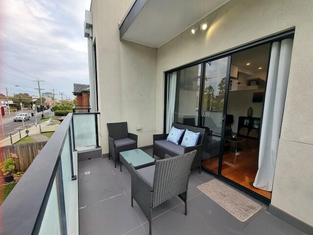 ロージー タウンハウス アット ゴードン - プライム ロケーション