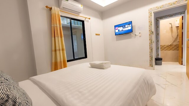 タレイ プール ヴィラ パタヤ