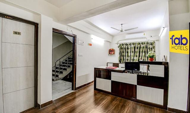 ファブホテル ロイヤル パーム