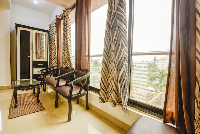 ファブホテル デワ