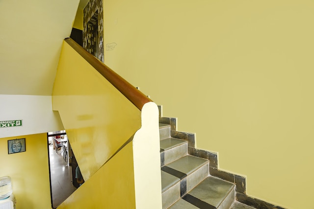 ファブホテル デワ