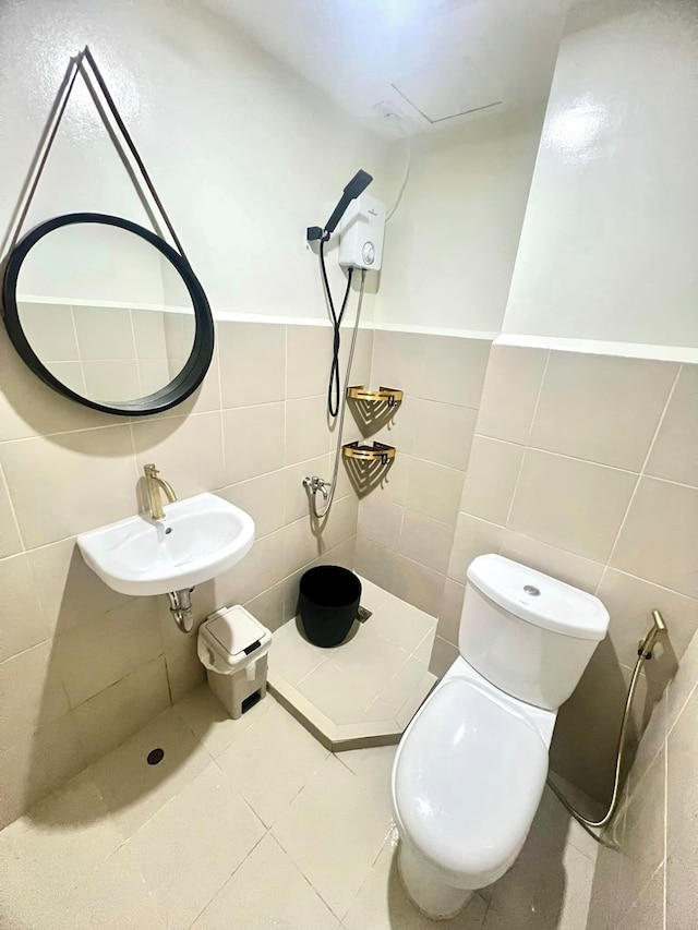 シーウィンド コンド 2 ベッドルーム フリー ワイファイ ニア サマル