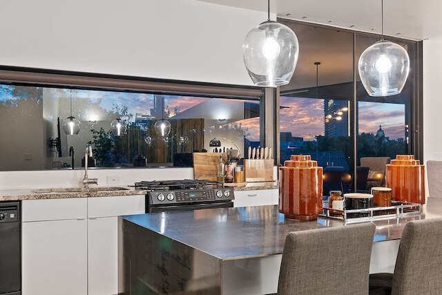 2ベッドルーム デザイナー コンド イースト ダウンタウン オースティン